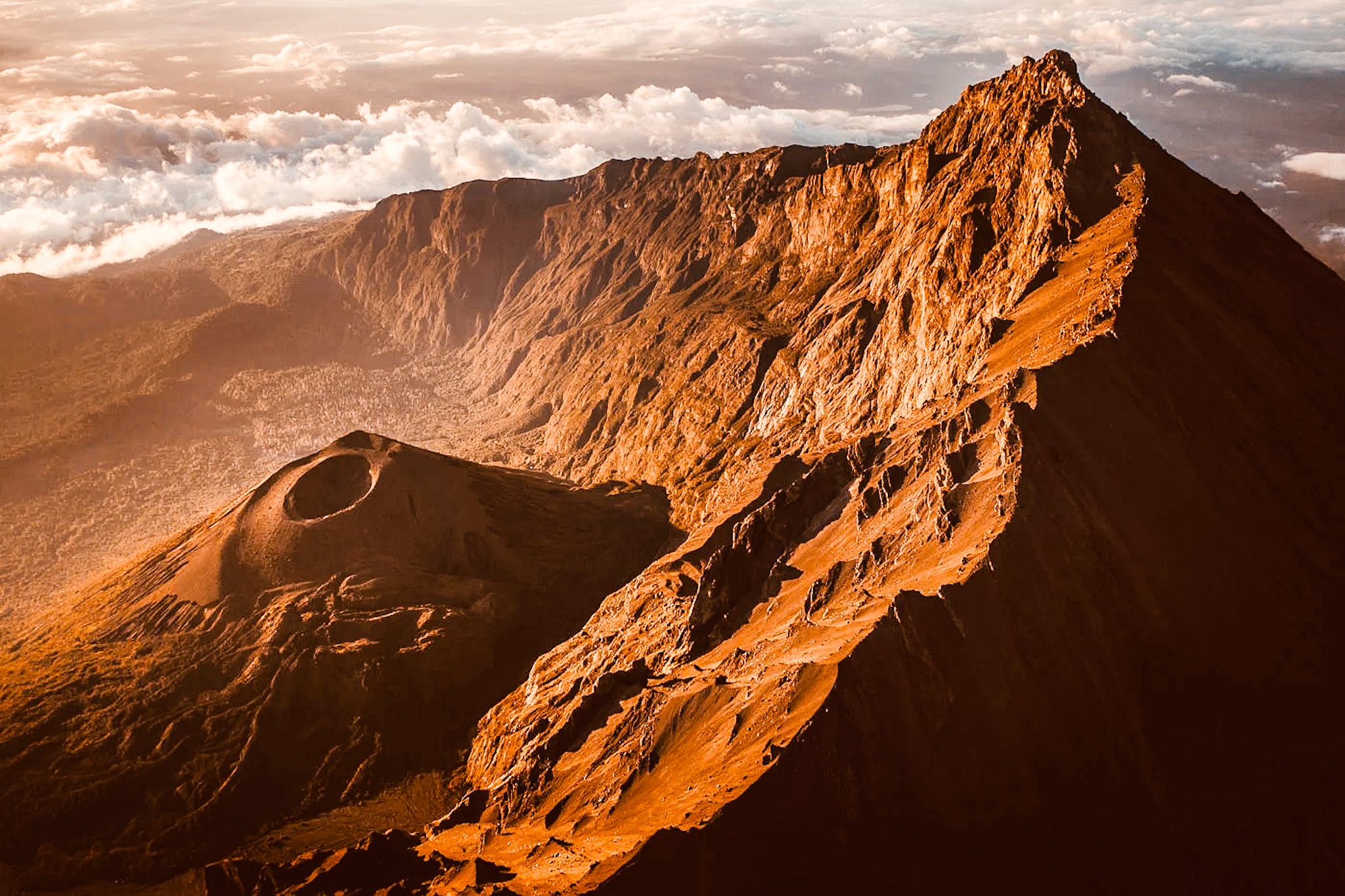 Summit – Socialist Peak – Miriakamba – Momella Gate – Arusha